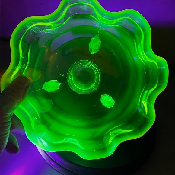 Vintage Fenton Vaseline Glass Green Wave Bowl 3 Toed Pedestal Amazing Glow 1930s - Picture 15 of 15